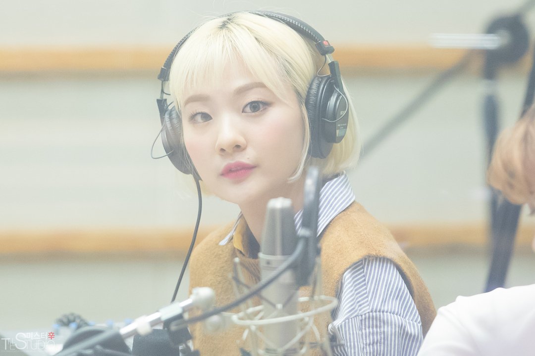 ahn jiyoung archive on twitter pic 171011 kbs cool fm volume up ahn jiyoung archive on twitter pic 171011 kbs cool fm volume up