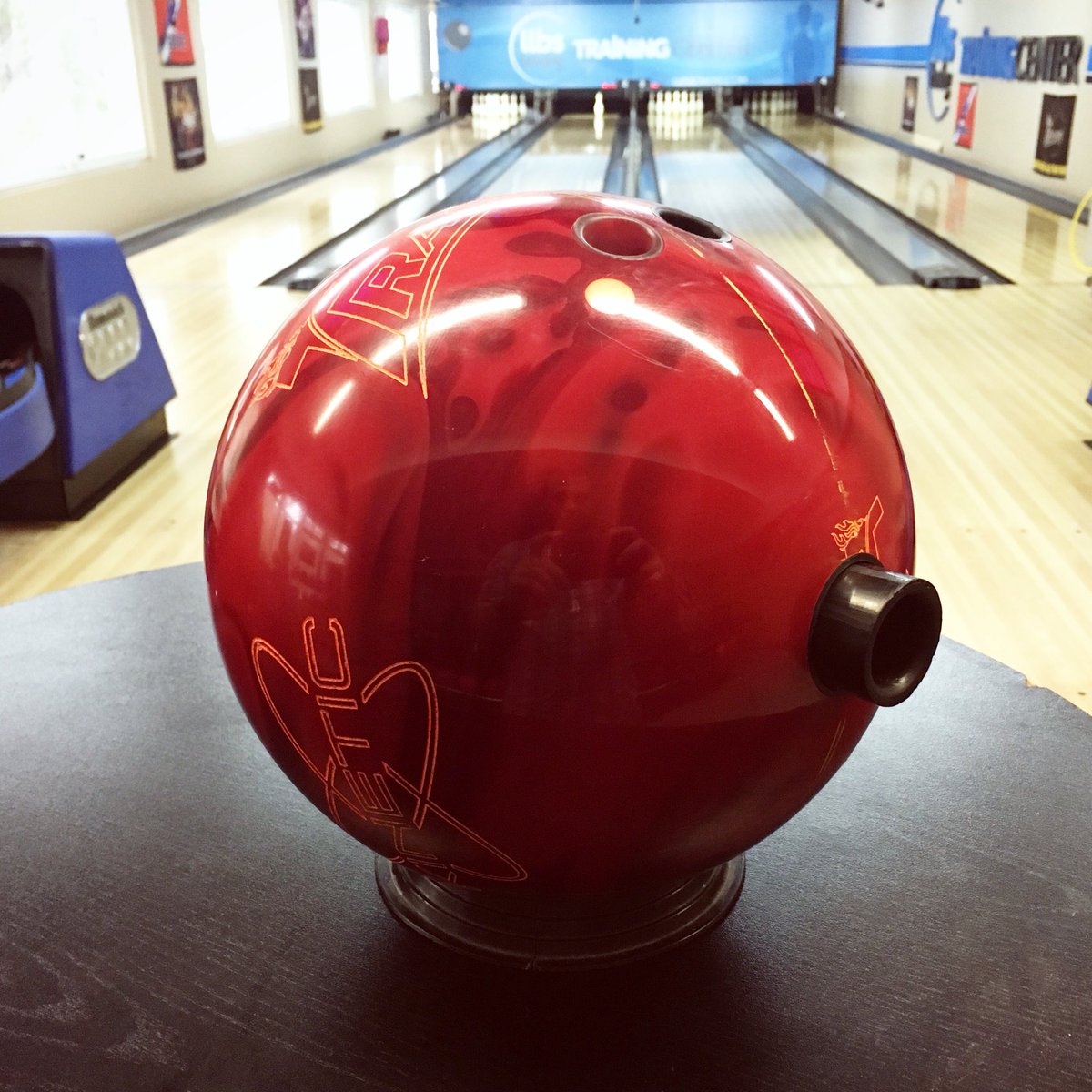 Combinación perfecta para derribar pinos! 
<a href="/TrackBowling/">TrackBowling</a> Kinetic Ruby Bowling Ball ✅
<a href="/UltimateBowl/">Ultimate Bowling</a>
#UltimateInserts ✅
#UltimateThumb ✅
🔥🔥🔥