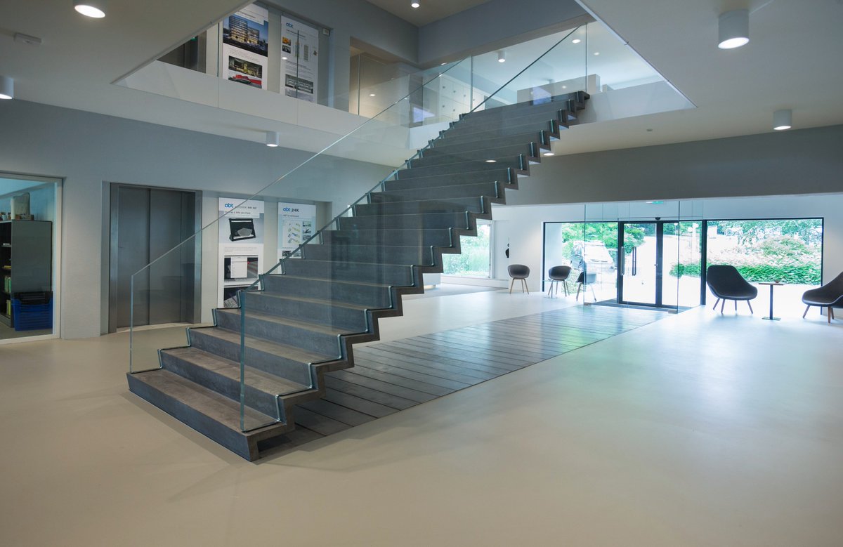 Trots dat ABT's ultraslanke hybride trap in Velp is genomineerd voor de Betonprijs 2017 in de categorie betontechnologie! <a href="/Betonvereniging/">Betonvereniging</a>