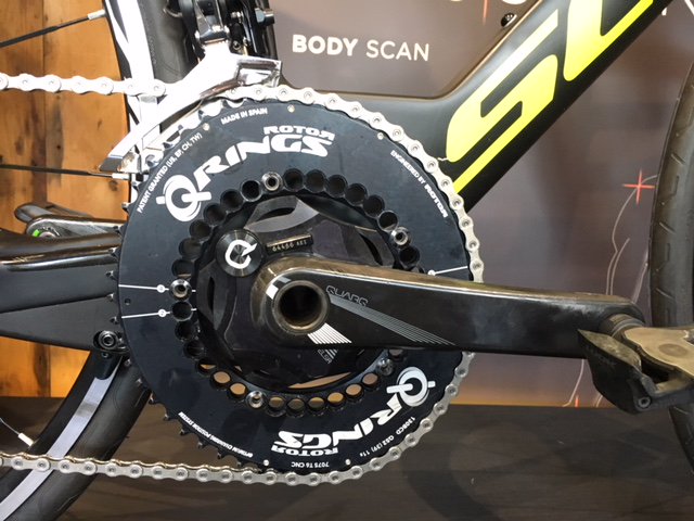 We love custom builds...left our shop at the weekend @ShimanoROAD <a href="/Mavic/">Mavic</a> <a href="/bikeonscott/">SCOTT Bike</a> <a href="/quarq/">Quarq</a> <a href="/drag2zero/">drag2zero.co.uk</a>