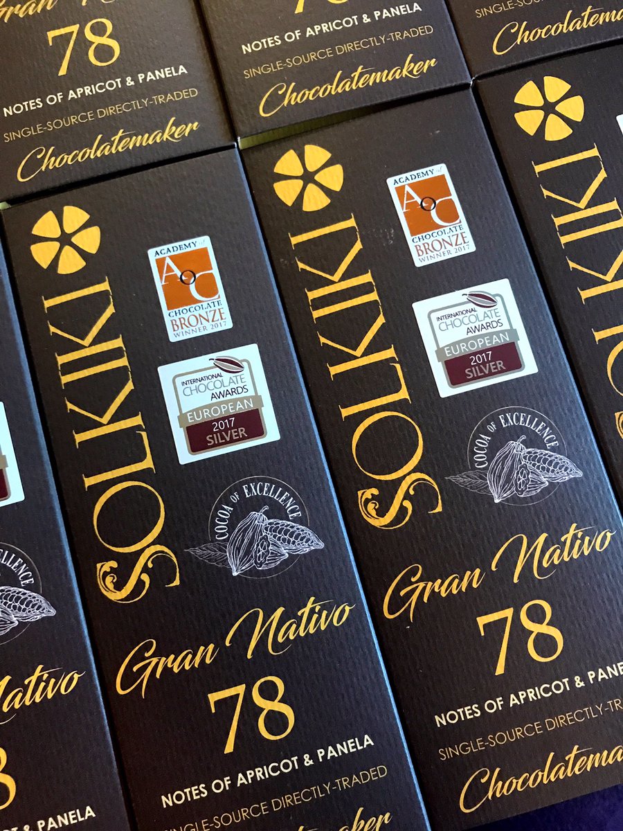 Packing 78% Gran Nativo Blanco, Peru - in its new boxes 🍫
Light bodied dark chocolate with notes of panela and apricot