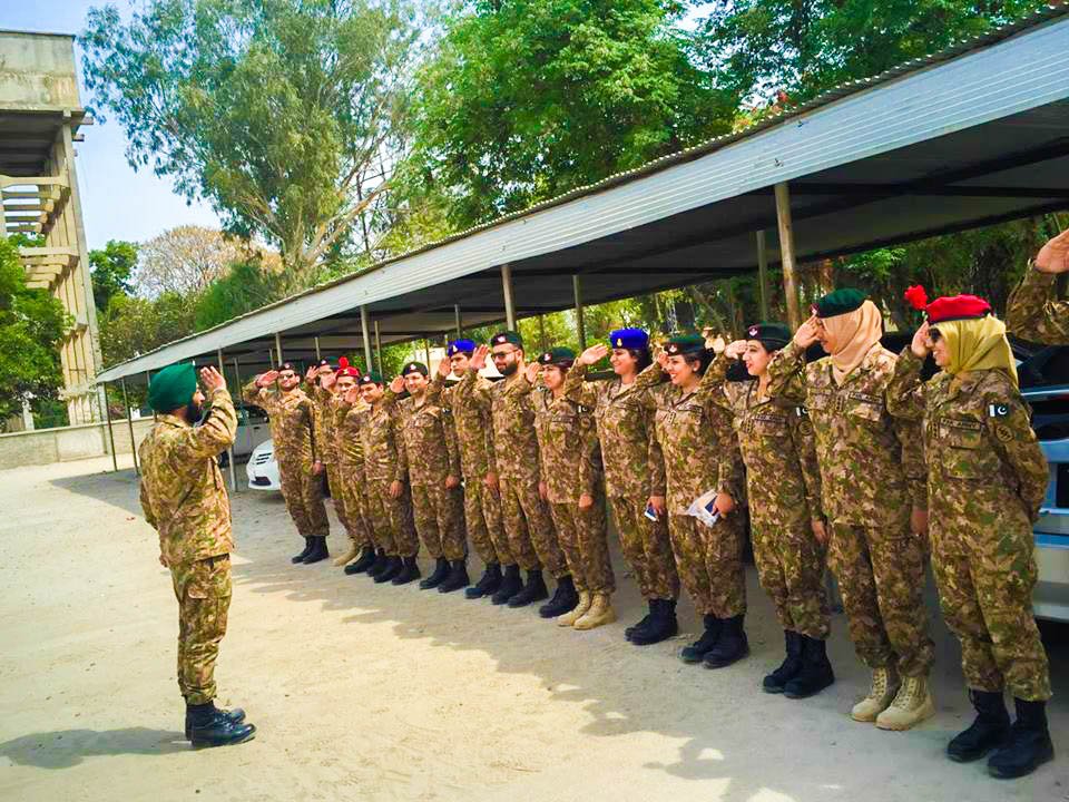 AsfandBhittani's tweet photo. To Pakistan Army soldiers/officers from minority grps

Dont pay heed to "Jhamoor pasands", Pakistanis stand with you &amp; value your sacrifices https://t.co/rFJFEJq58v