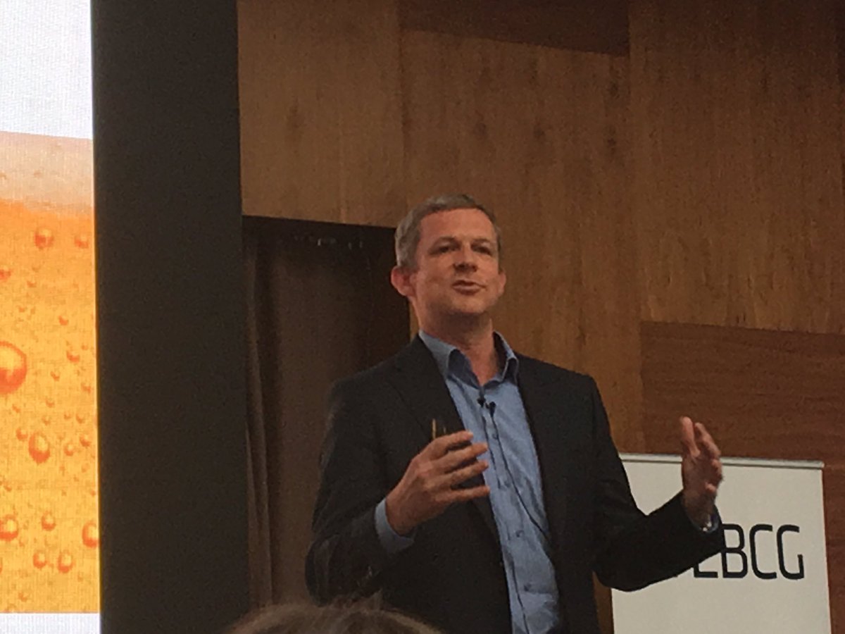 vladimirvano's tweet photo. RT @EBCG_Events:David Udal #CFO @Prazdroj1:"If it's in people's #bonuses,it gets delivered, I guarantee that." #cfoforumsk #ebcg #motivation https://t.co/Wi8htGjd3f
