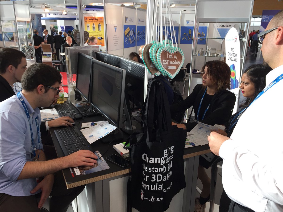 MartinTimm's tweet photo. The clock is ticking @CSTworld @3DS_SIMULIA #CSTchallenge #EuMW2017 https://t.co/s2RygR7zJK