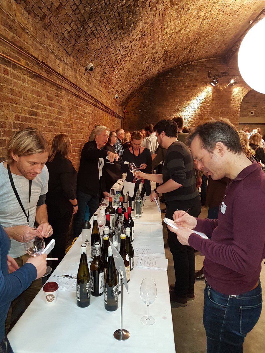 hnwines's tweet photo. We are literally riding the wave now @NewWaveSA2017 with @lismorewine on table 24 🍷🌊

#ridethesecondwave #NewWaveSA https://t.co/T5PdHdzCht