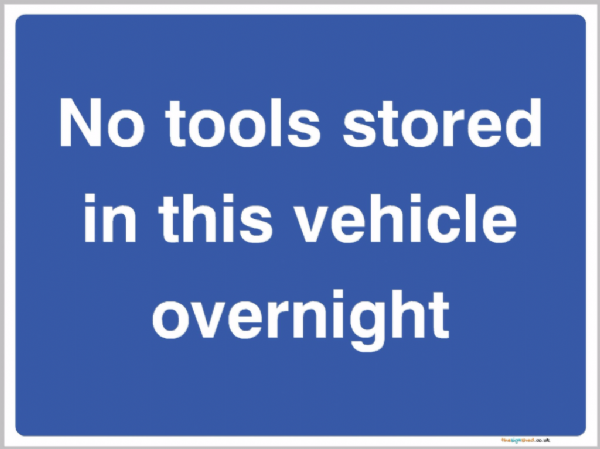 Get all your parking and car park safety signs 👉 ow.ly/tJ6d30fNH17