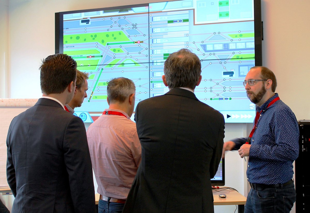 railcenter's tweet photo. @ExploRail Innovatiefestival in volle gang!

#explorail #innovatie #prorail #nwonieuws #festival #railcenter #spoorsector #samenvoorhetspoor https://t.co/eATCrVeLwX