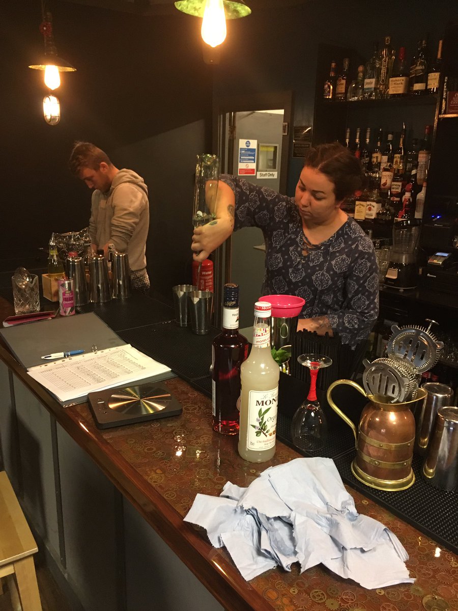 ClocktailCo's tweet photo. Training Day!! #PourTests #FutureBartenders #Cocktails #steampunk #LoveMargate https://t.co/CzV6hgiqNI