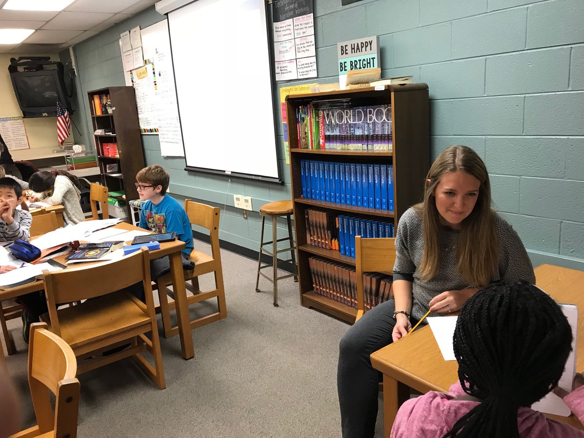 Getting peer feedback in order to strengthen personal narratives in Mrs Zastrow’s class. #smiththinkers