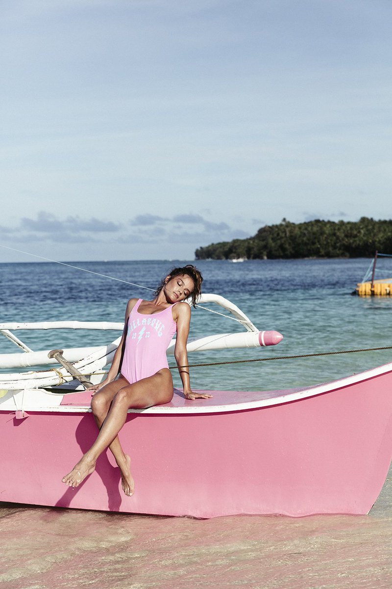 LocalEnchantres's tweet photo. The best full costumes this season !! 
https://t.co/mSVmhigUWo
#billabong #summer #style #cozzies https://t.co/VNVqF7EWXf