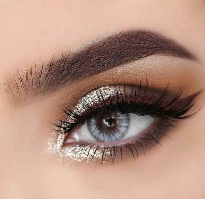 magicmabelle's tweet photo. Delineador Glitter plata #26 https://t.co/RkXWMRXIfr