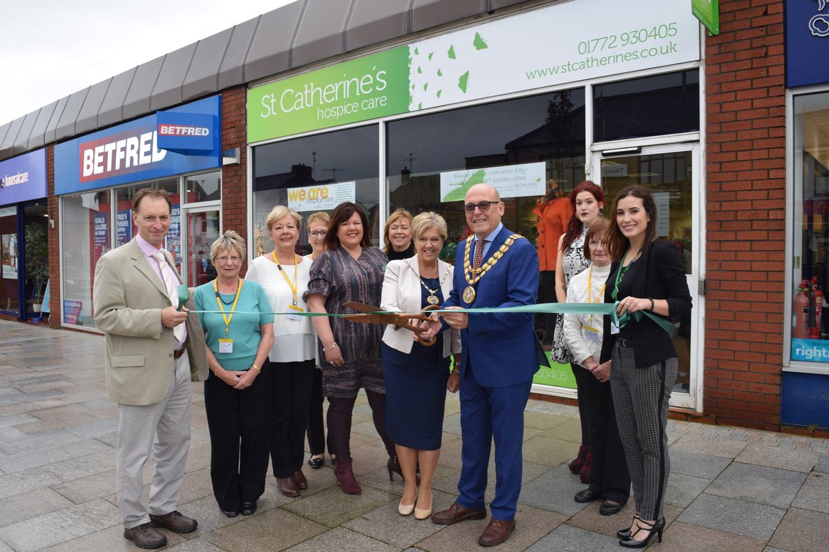 StCatherinesPre's tweet image. Today we welcomed the Mayor of South Ribble &amp;amp; the community to the official opening of our new Bamber Bridge shop for #HospiceCareWeek