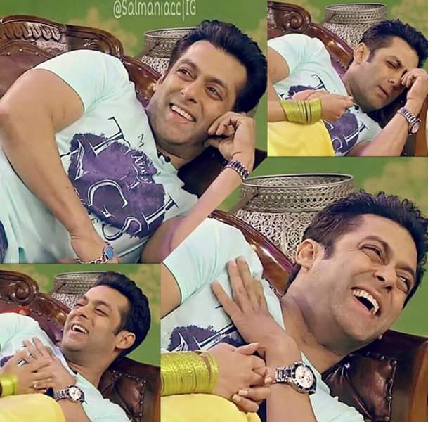 GuRjArKoUsHaL's tweet photo. 👉#Apni_Mauj_Me_Bhatakna👰
#Or_logo👬👭#_ke_Dilon❤#_Me
#Dhadkna💕#_Bachpan😉#_Se
💁#Adat_Hai_Hmari😘 https://t.co/utAFQoqkeu