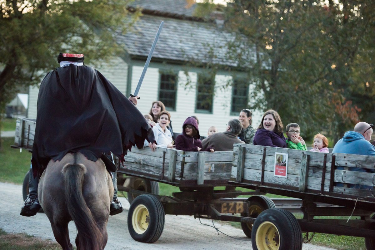 ConnerPrairie's tweet image. Today is the LAST DAY to get discounted tickets for #HeadlessHorseman, presented by @PeytonChildrens! Buy &apos;em here: goo.gl/VRLcNh