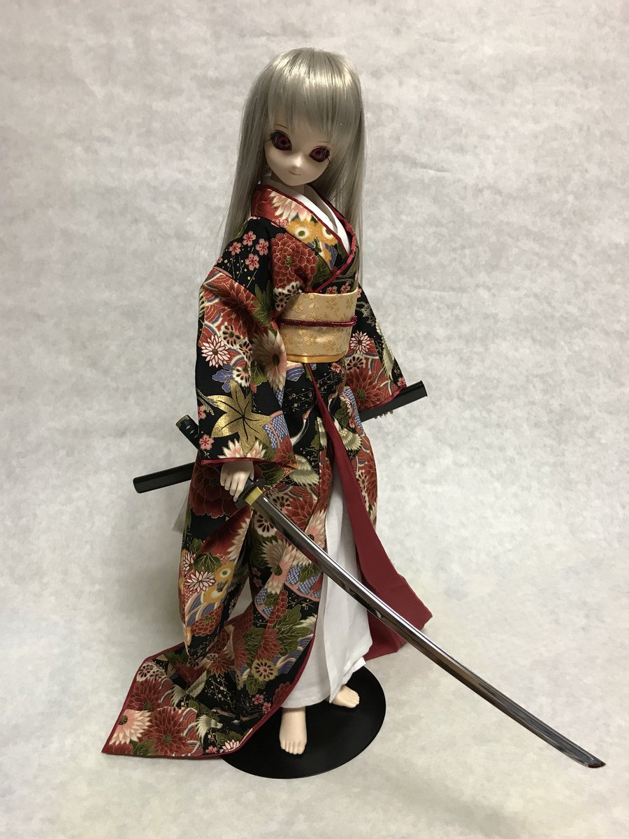 着物の着付けで胸が大きい場合には 補正方法と着付けのポイント 梨花和服