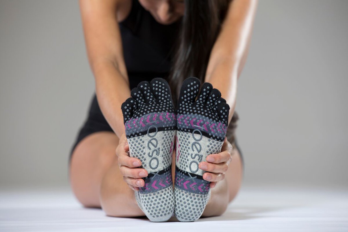 canadatoesox's tweet photo. Stick to your practice in one of our favorite patterns this season, Moonshadow! https://t.co/YD65r8HlIO #ToeSoxCanada #spreadyourtoes https://t.co/eCASswcK9r