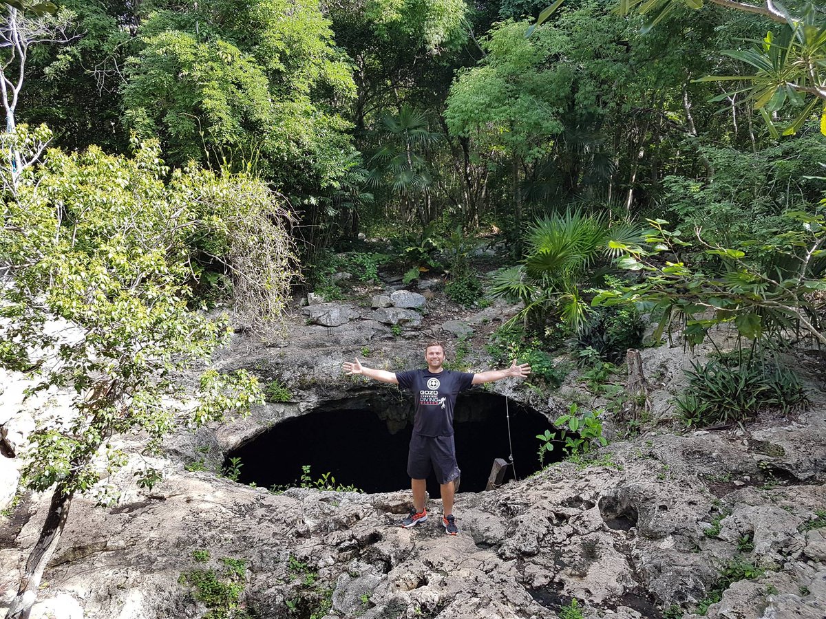 planetscubamex's tweet photo. WELCOME BACK RAFA! HAVE FUN AND A GREAT TRAINING WEEK ON YOUR FULL CAVE PROGRAM
https://t.co/HjQU4Jk1qA
#fullcave #cavediving #rivieramaya https://t.co/1FGJYg9pO0