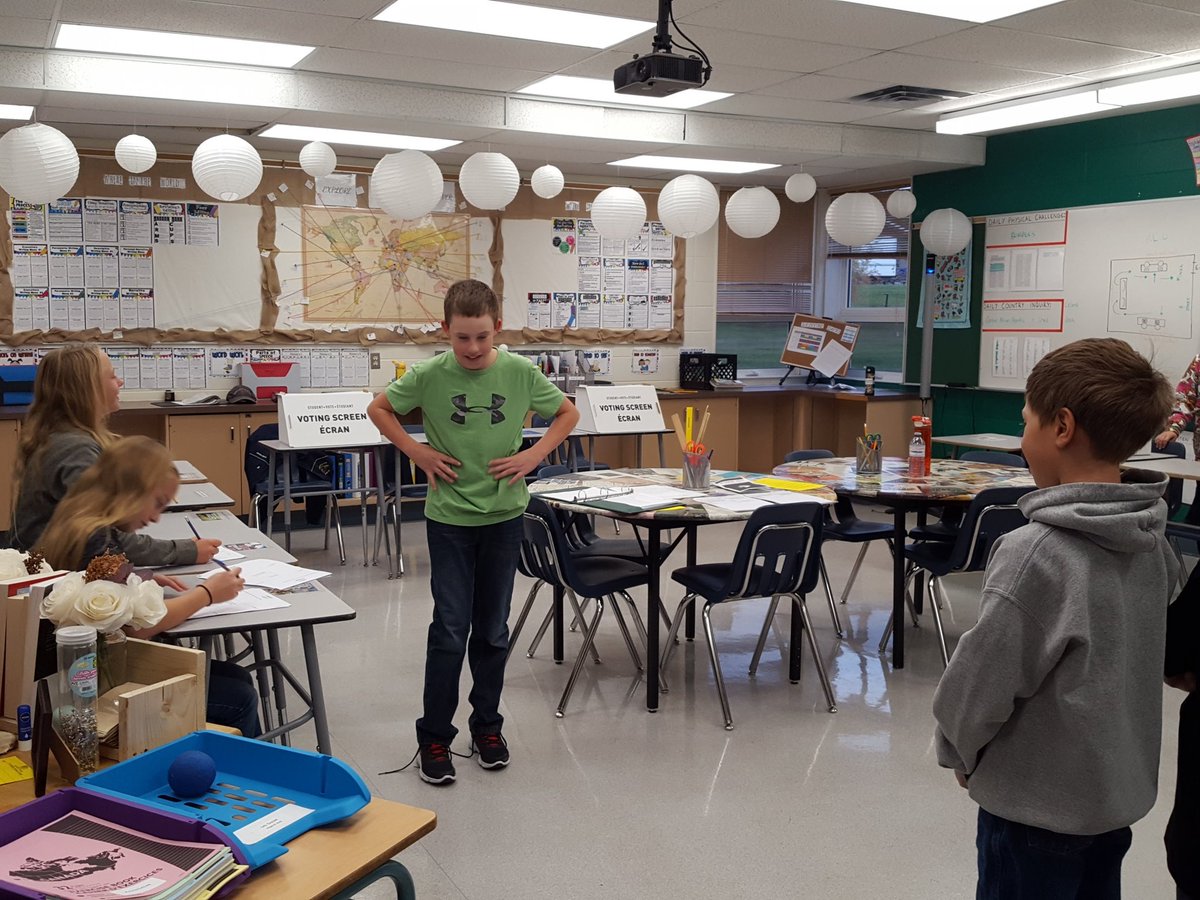 jessmarshall29's tweet photo. #studentvoteday

real life voting system for minors, a pretty cool wee project!! #csd71 #bvalleyschool https://t.co/JU0Tys0Tza