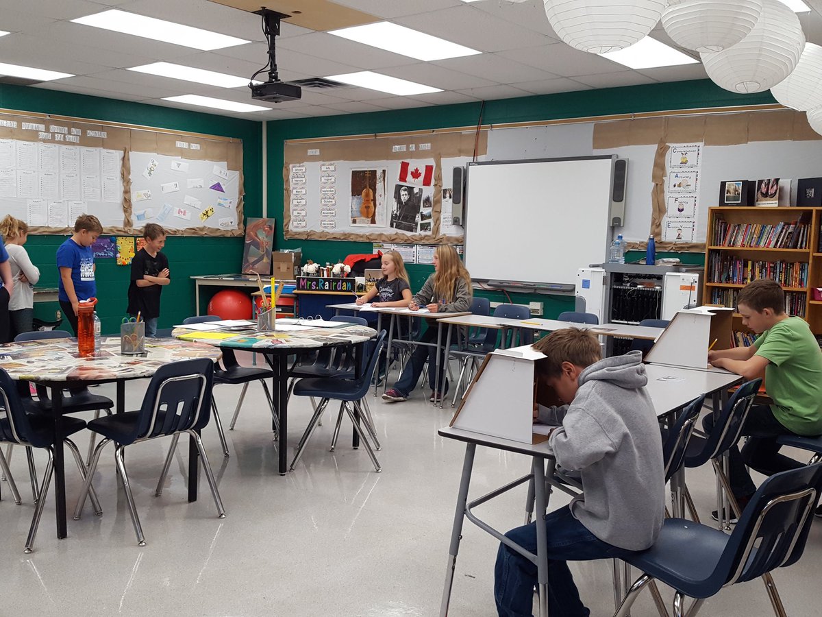jessmarshall29's tweet photo. #studentvoteday

real life voting system for minors, a pretty cool wee project!! #csd71 #bvalleyschool https://t.co/JU0Tys0Tza