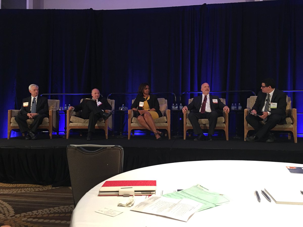 Panel II: Unlocking the Power of Hybrid IT - <a href="/StateDept_IRM/">Tech@State</a> Melonie Parker-Hill, Div Chief EOC. #FCWModernization <a href="/StateDept/">Department of State</a> <a href="/CSRA_inc/">CSRA Inc.</a>