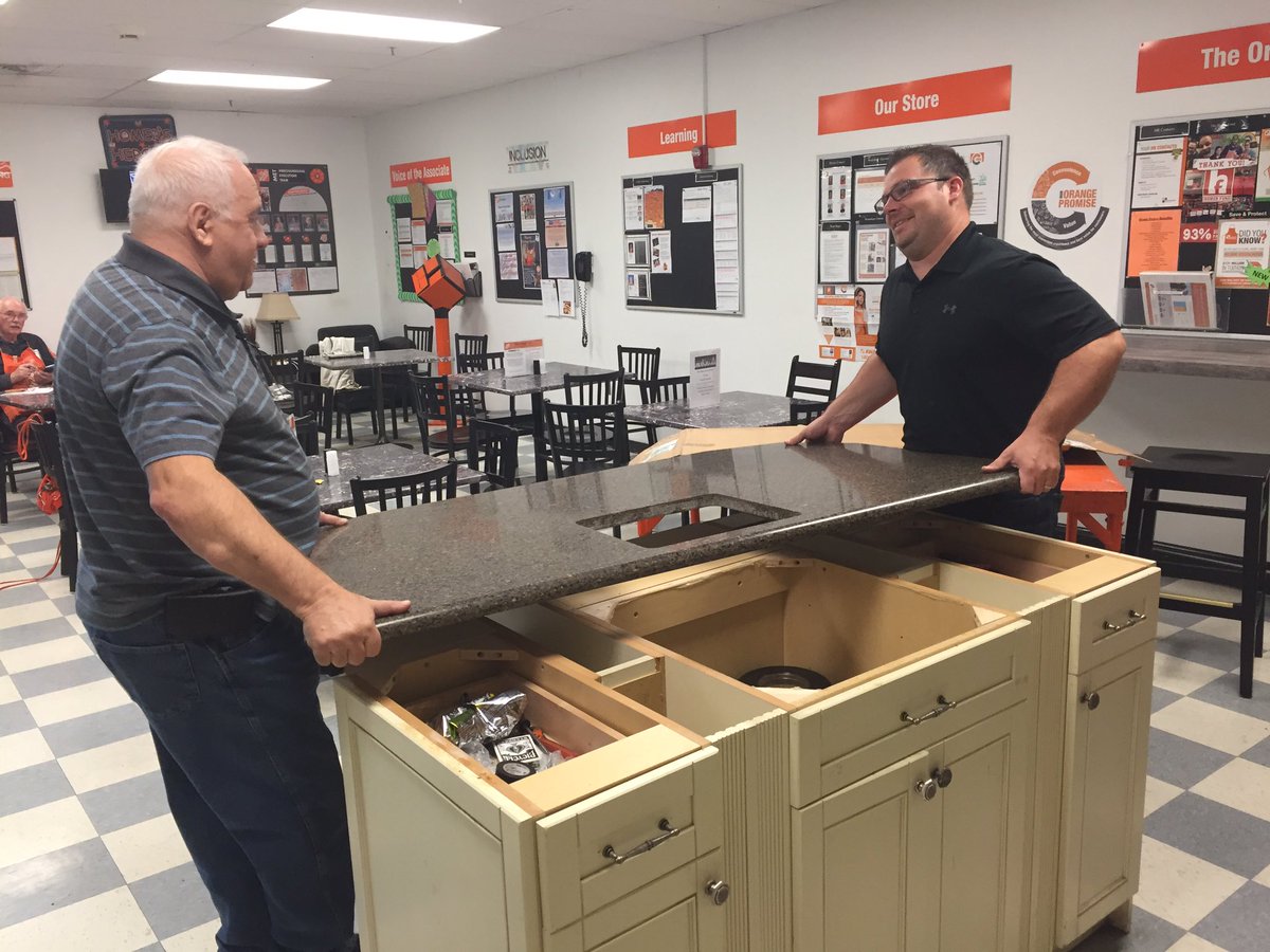 PaauweAlyssa's tweet photo. Breakroom Demo! #masterbuffer #newbreakroom #outwiththeoldinwiththenew @nate_knowles @ScottWillette2 @troyer_paige @terryjean44 https://t.co/ioo7doTI8T