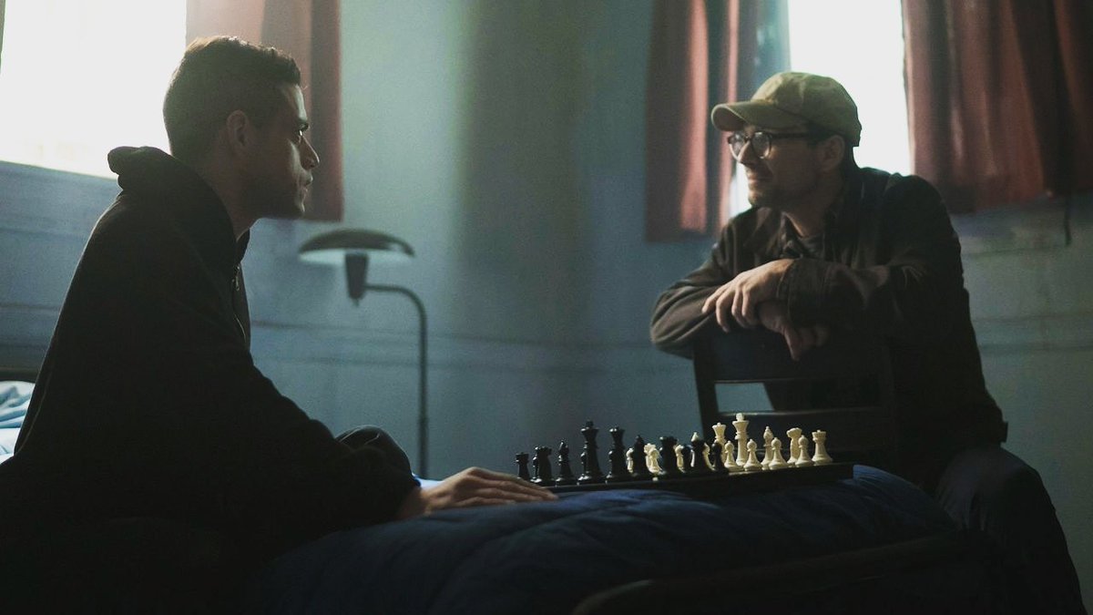HatsandCapsOrg's tweet photo. 🤖 mr. Robot 3.0 tonight? ⌨ #mrrobot #fsociety #hackers #blackhat #cap #hat 👉 https://t.co/XBotSVNktX https://t.co/9lZ3MKb8ca