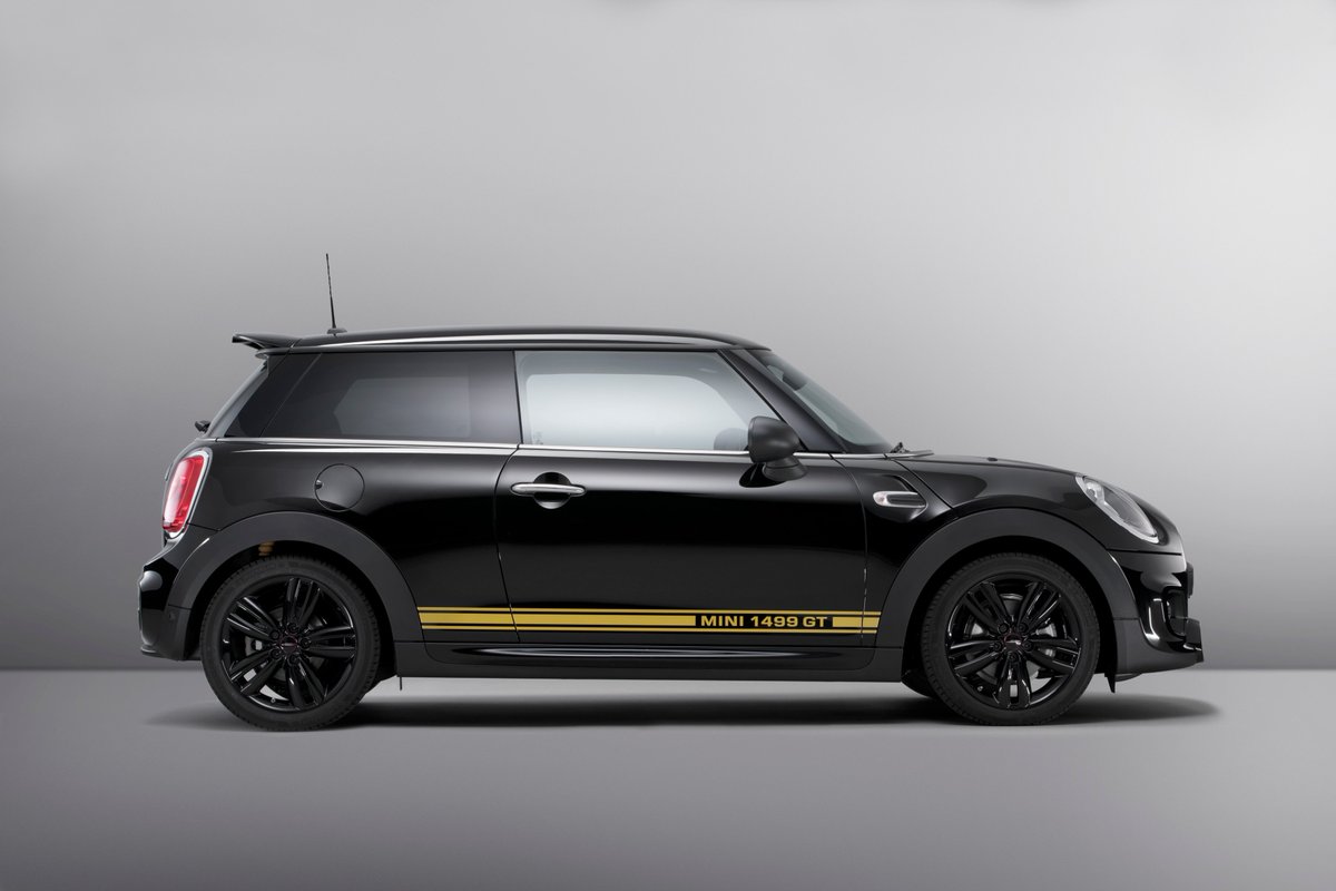 Arden_MINI's tweet photo. @Arden_MINI are proud to reveal the new #MINI #1499GT edition inspired by the classic Mini #1275GT ! #JCW #JohnCooperWorks #newcar #RT https://t.co/BIyKLzosRQ