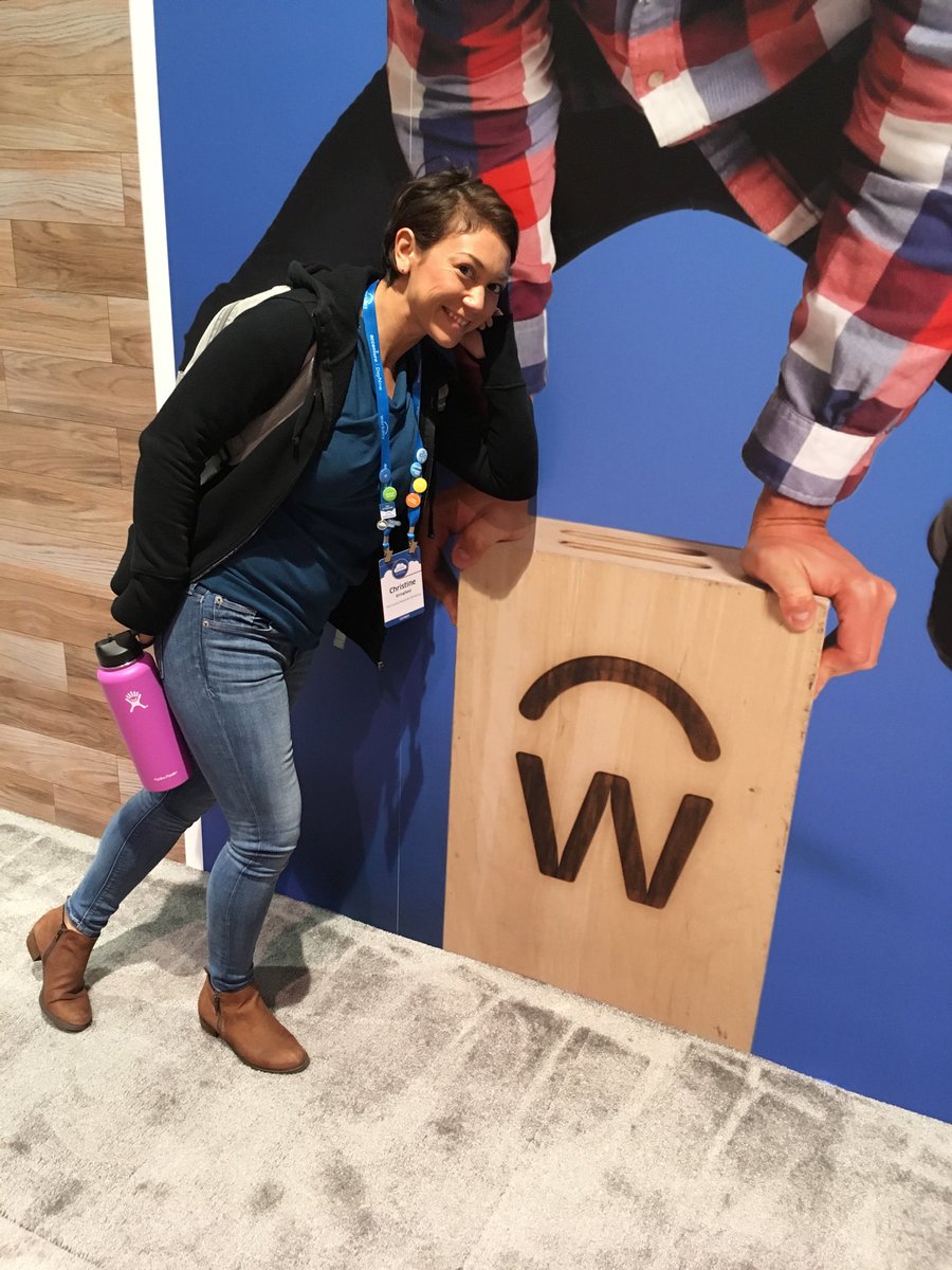 SmugSmile's tweet photo. #wdayrising fun with the workday logo https://t.co/1335qB9ihB