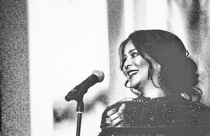 __illi5's tweet image. أختصرت شعُوري نوال يوم قالت 
" أيام حلوة كانت أيام حبك كنت في روحي تسري كنت بجنون احبك "