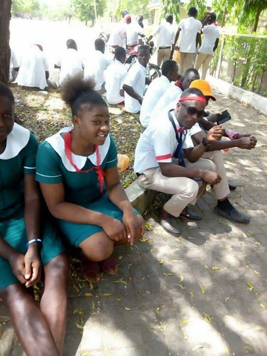 OfficialNDCGh's tweet photo. Bolgatanga  Nursing Training College students are protesting over high school fees. The government gave with the left hand and is taking with the right hand https://t.co/74EuQe0K3F