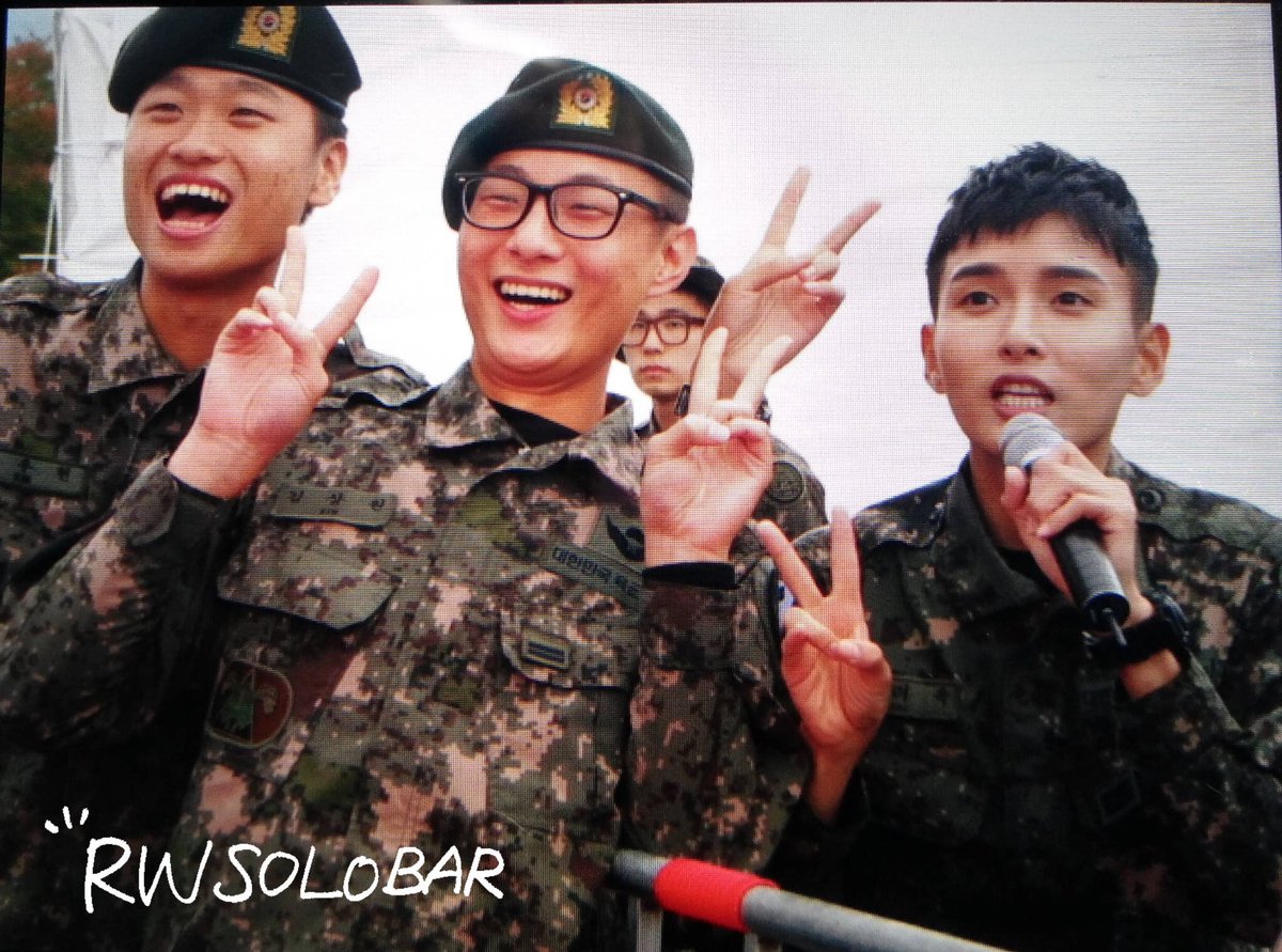 rwsolobar's tweet photo. 171011 지상군페스티벌 #Ryeowook #려욱 Photo by yao https://t.co/2YtB1gkrgw