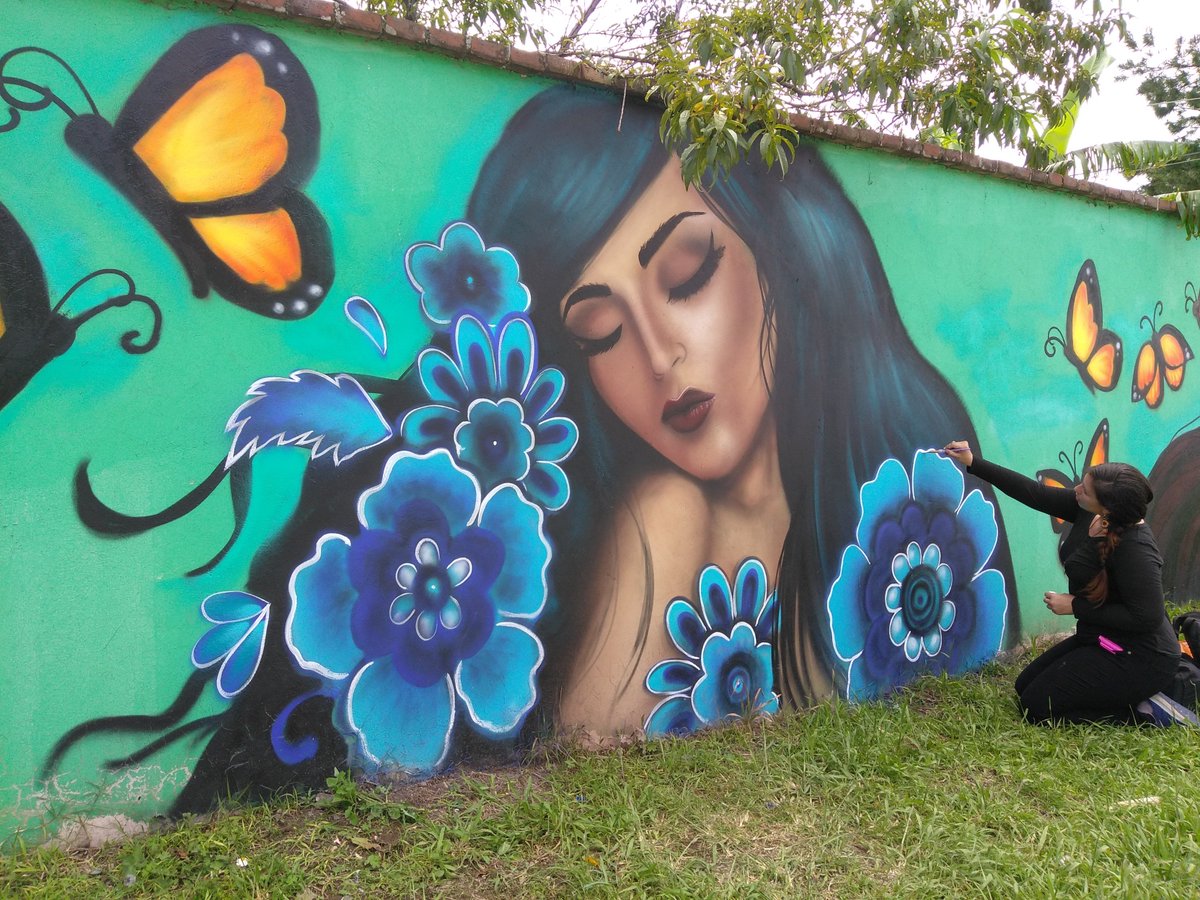I had the privilege of painting a school for disabled children in Cholula, Mexico #Puebla