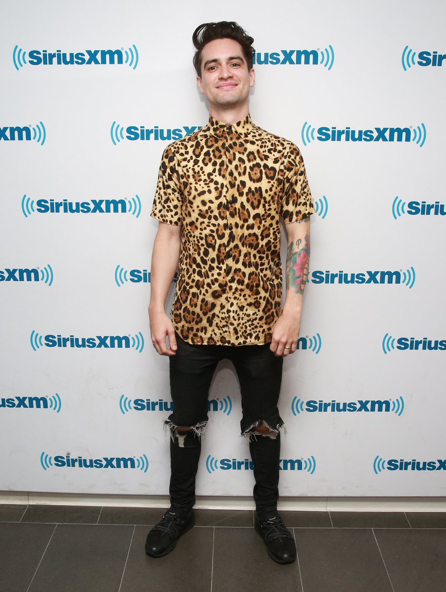 SiriusXMHits1's tweet photo. We can stare at this man all day. @brendonurie 😍 https://t.co/rl7amplESf