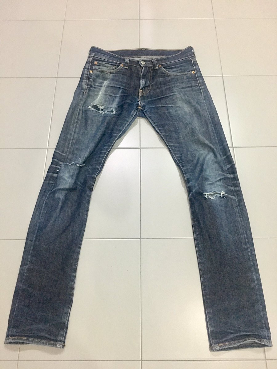GibbyisFlying's tweet photo. My Levis Raw, (4 Years 4 Months).
Whiskers &amp; Honeycombs &amp; Ripped
(4 wash, 4 soak). https://t.co/PzMsXgwYoH