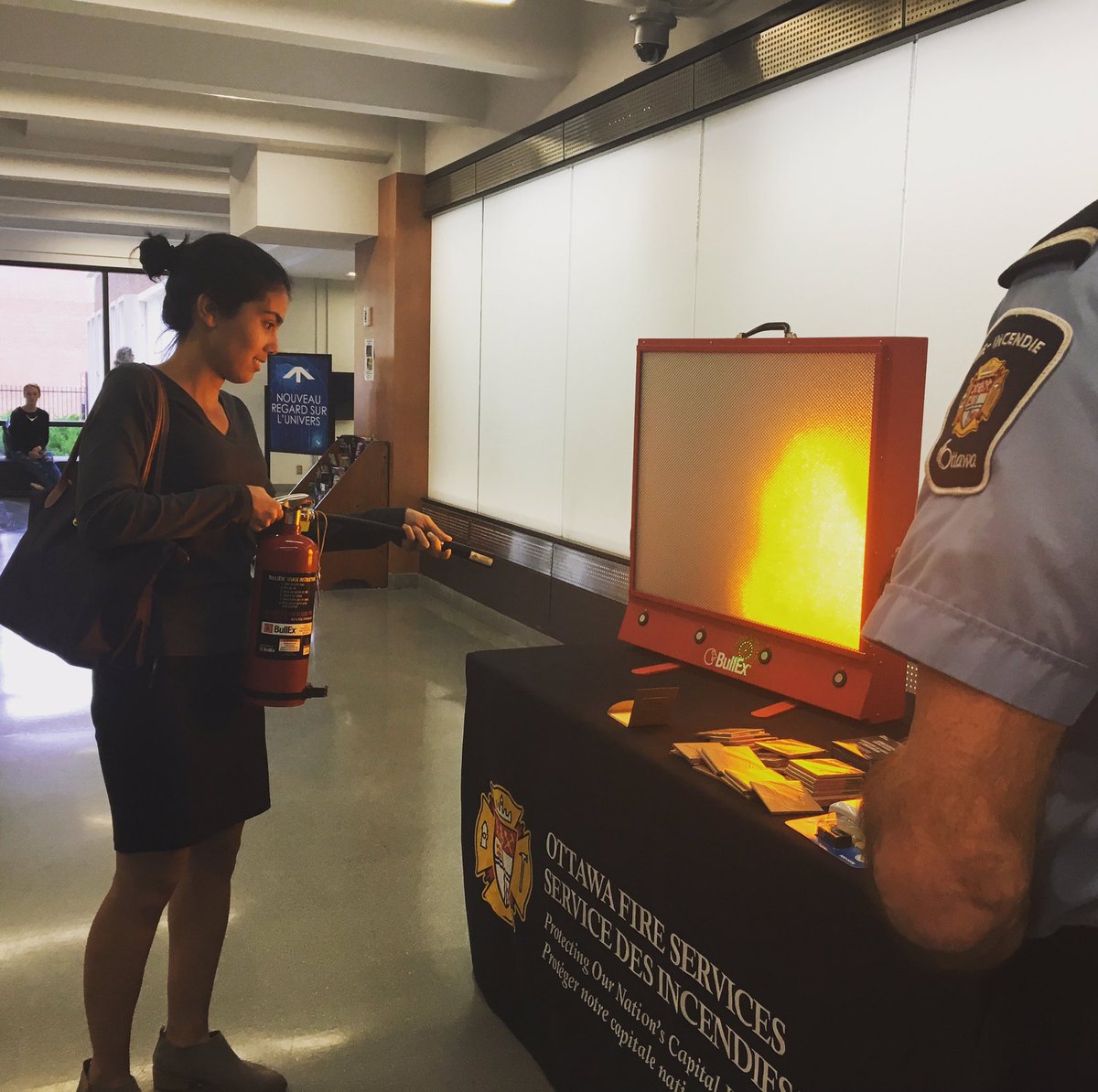 CarletonSafety's tweet photo. It's Fire Prevention Week! Come try Ottawa Fire Services fire simulator for a chance to win! #FirePreventionWeek #TimsCard https://t.co/yKTA7d78qK