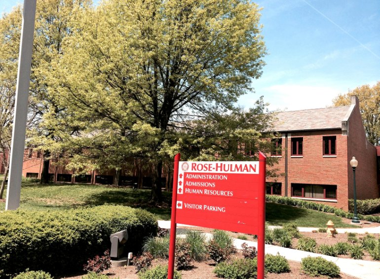 AdmissionSmarts's tweet photo. What colleges are you visiting this fall? @RoseHulman is a beautiful institute and has the nation's #1 undergraduate #engineering college! https://t.co/cMCp1S9PBM