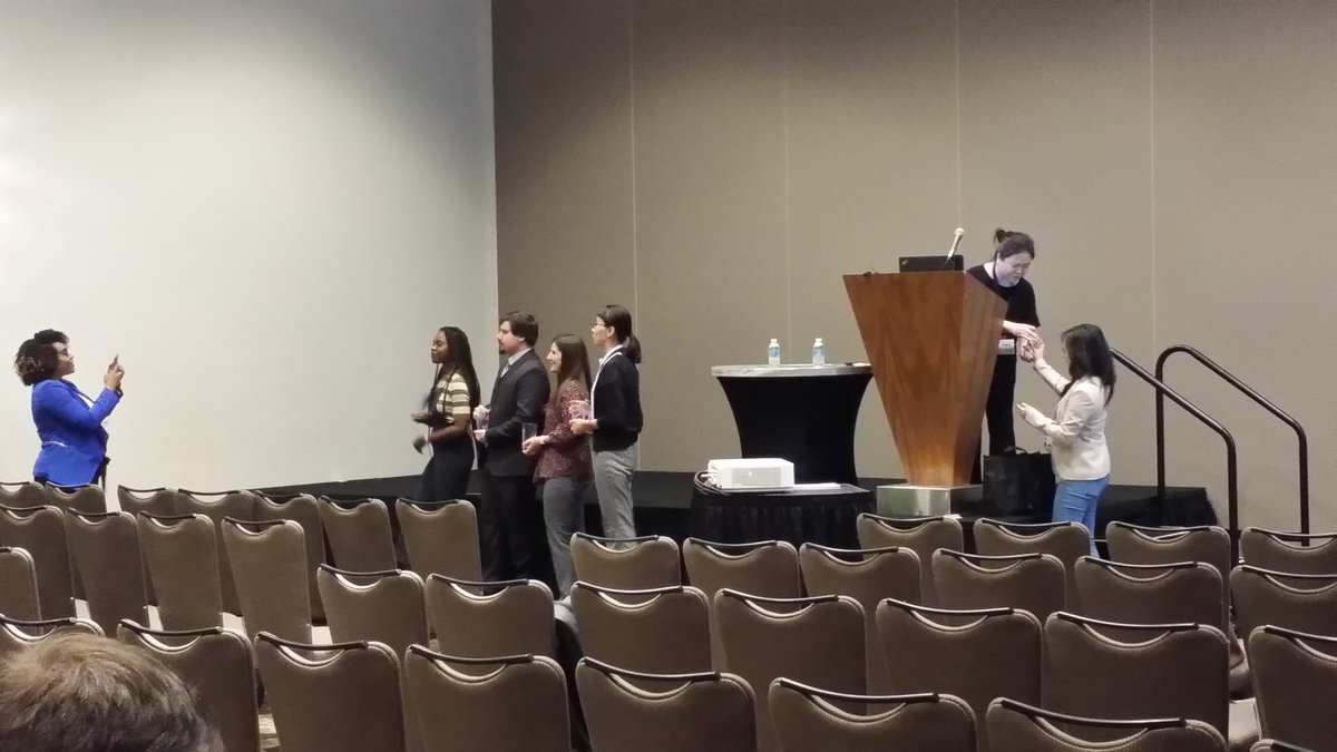 hashcx's tweet photo. All presenters in Pecha Kucha Style Presentation #HFES2017 #UXDAY17 ... Excellent work!  Winners will be announced at 4pm https://t.co/xgNg0XgoxK