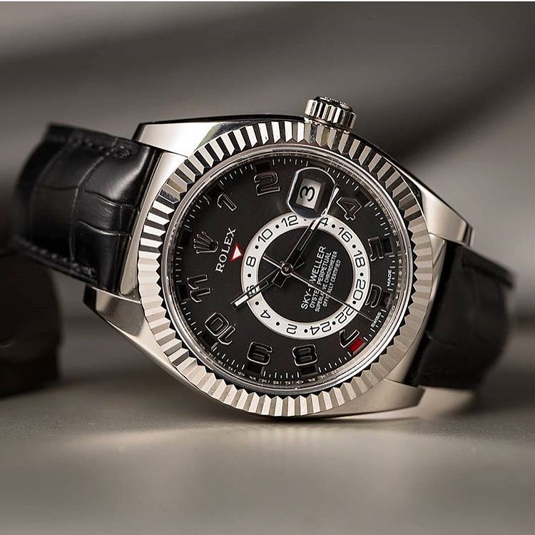 Executive Watches (NewDesignerShit) Twitter