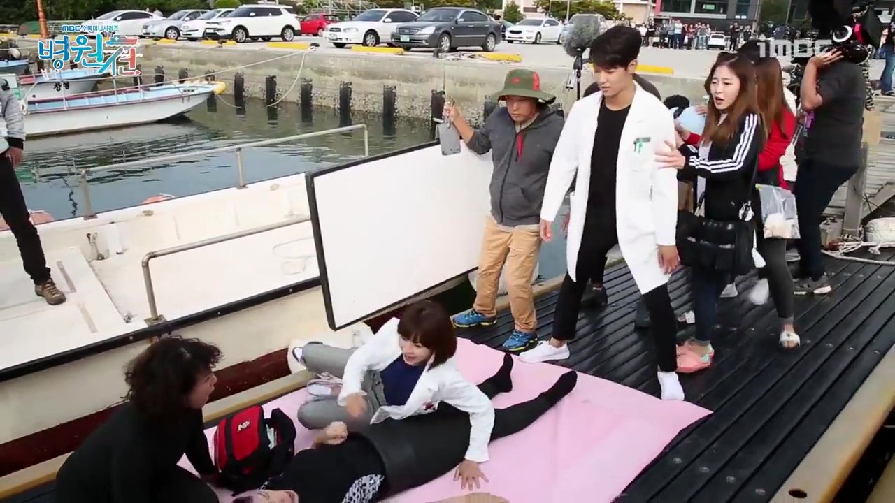 DL3kLBlUQAE8BtC.jpg:large