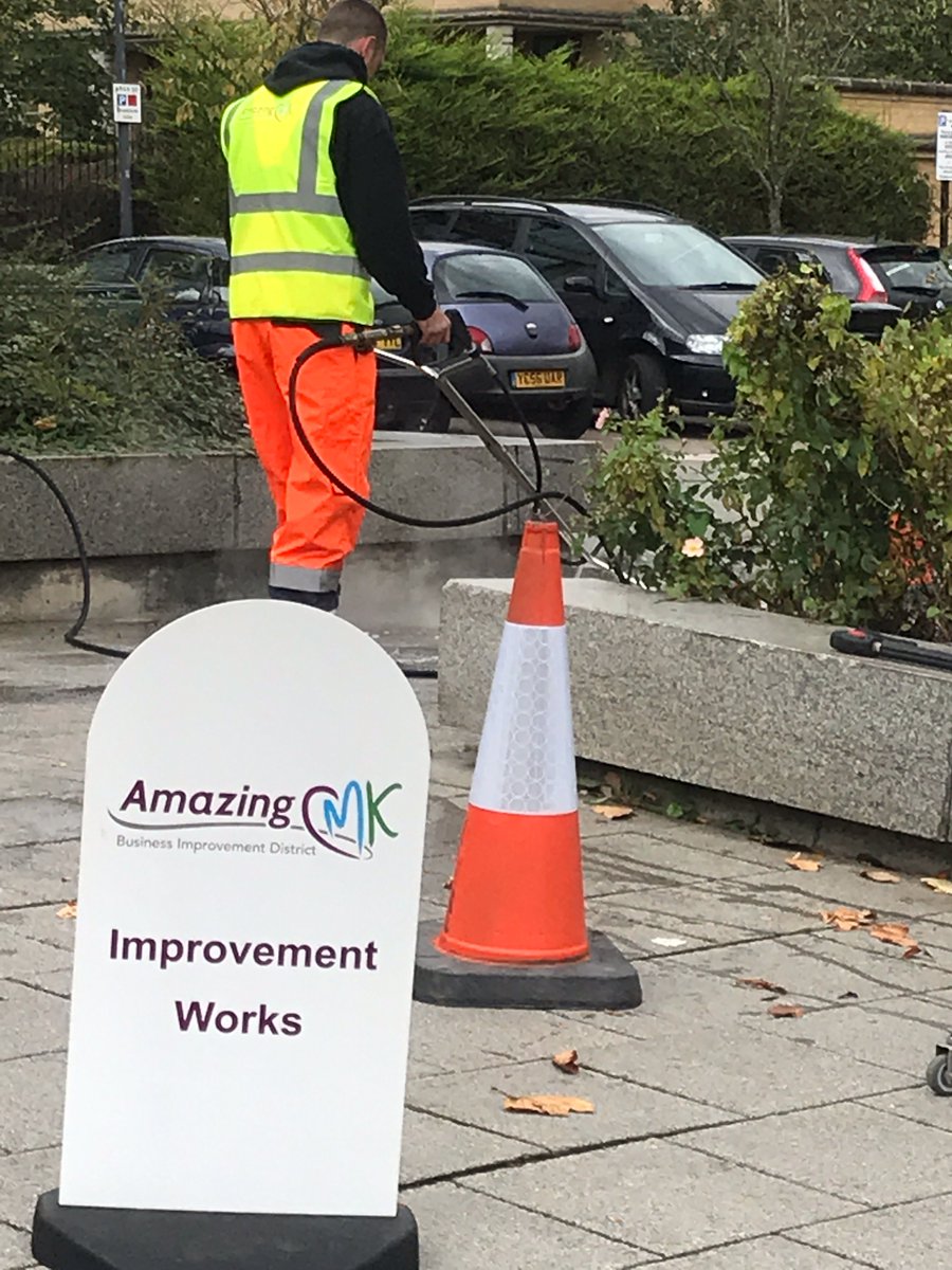 My_MiltonKeynes's tweet photo. Today was the launch of the BIDS deep cleansing of the City #sparklingcity #amazingcmk @Concept_Clean https://t.co/PCQlav0qUk