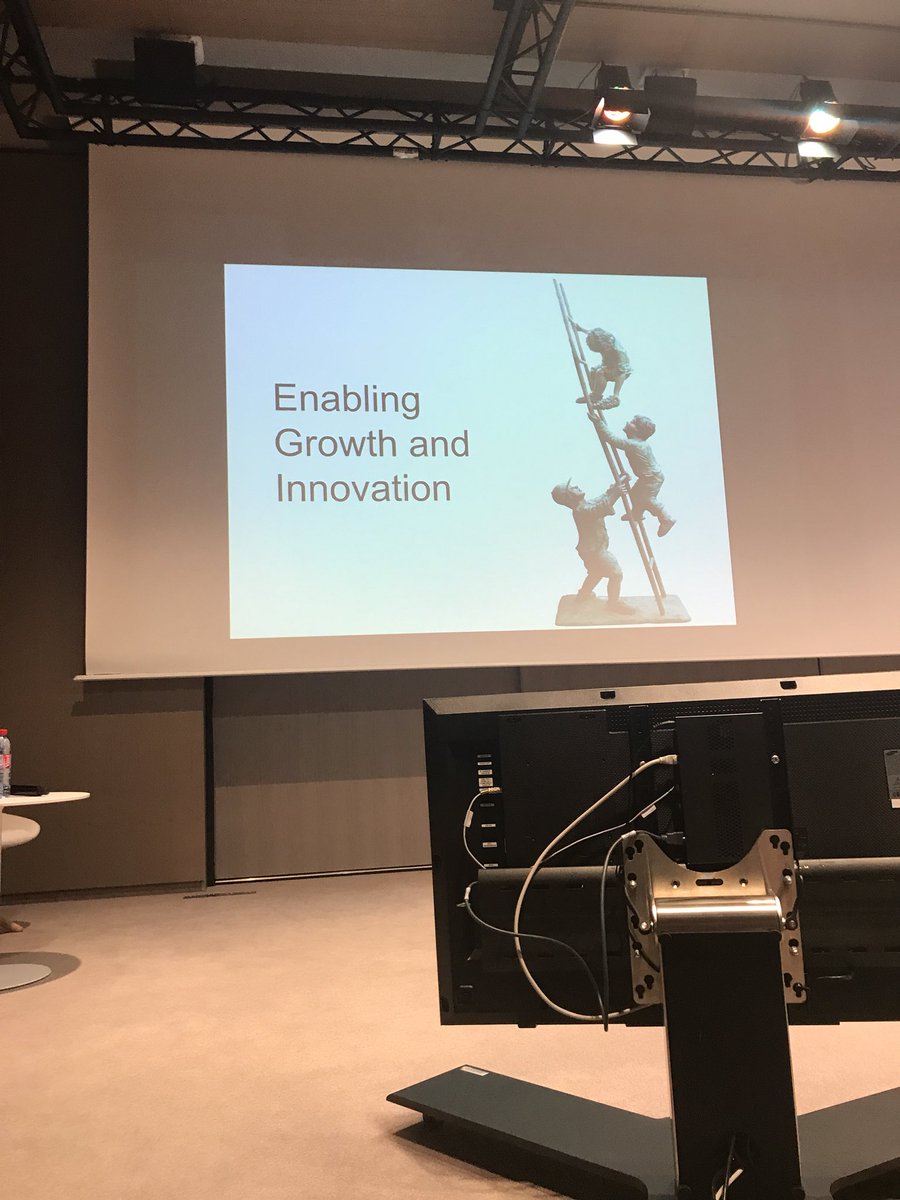 Marochini1975's tweet photo. #MMBlockchain @SG_InsideIT we have the blockchain energy https://t.co/oL3Ln1Iw6w