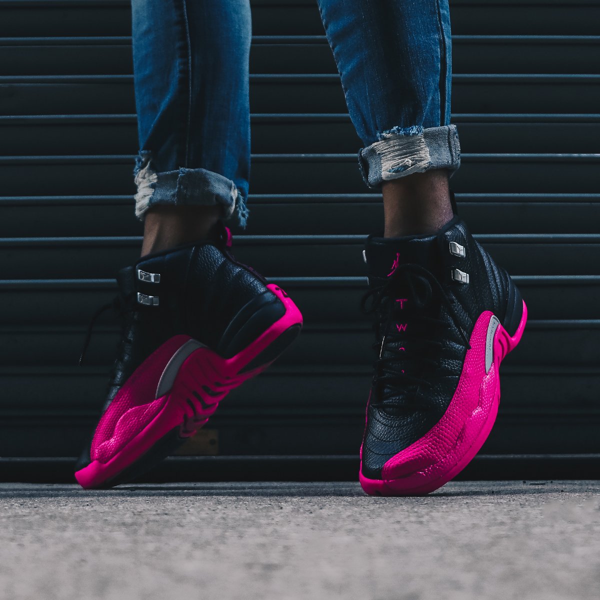 retro 12 deadly pink