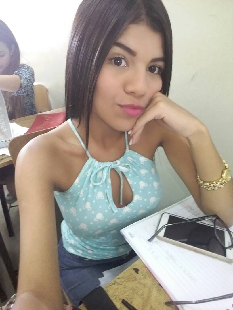 Kellyocopio's tweet photo. Sobre natural 💥 https://t.co/pWuYfz59iZ