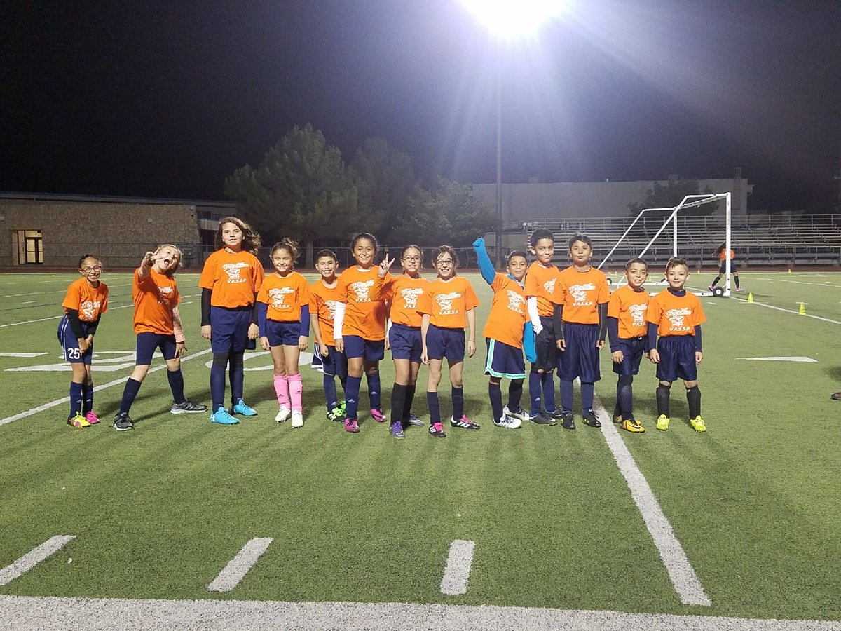 MDominguez_SISD's tweet image. Rattlers play ⚽️ with ❤️!  #vassp #soccer
