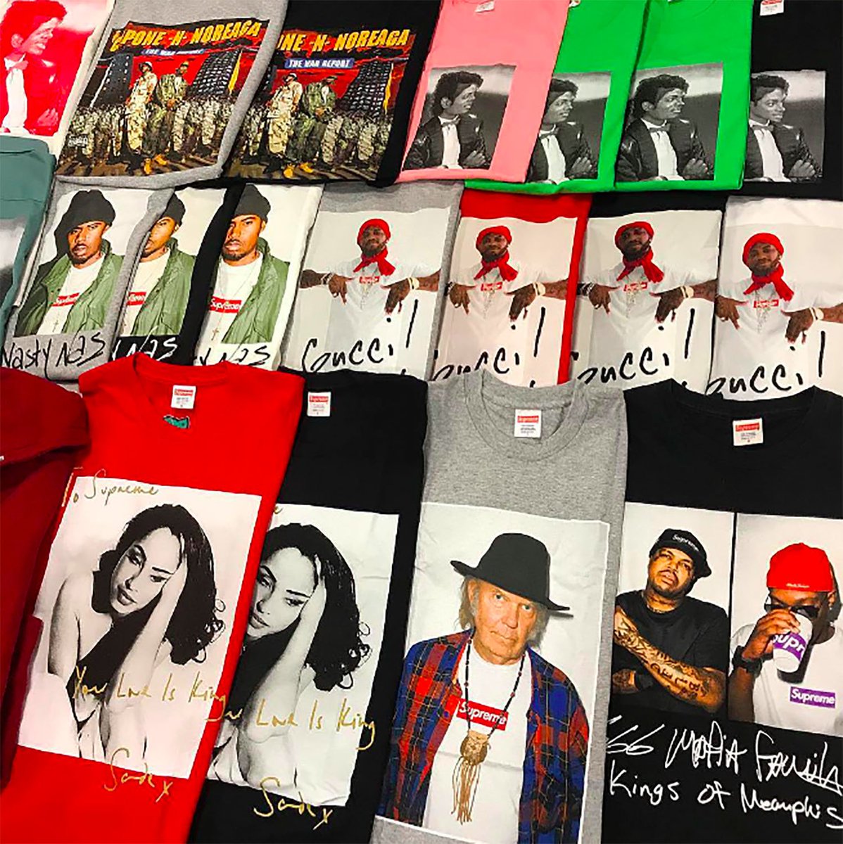 Complex Style tweet media