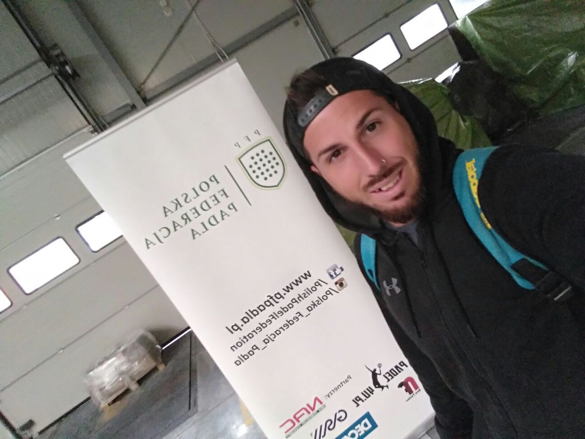 LeSportsPadel's tweet photo. Nuestro gran Saul estuvo en Polonia, rompiendo fronteras y llevando Padel por bandera ! Enhorabuena Profe !  Gran experiencia! https://t.co/8hEqXgXr0H