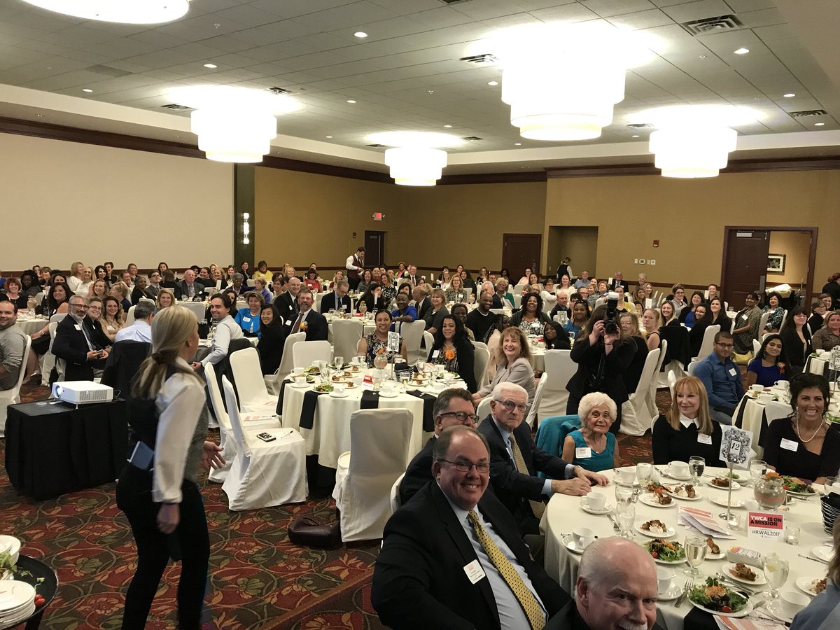 benitazahn's tweet photo. The #Ywca #rwal2017 awards .. MC-omg w/ @danbazile packed house! https://t.co/rFmTak6Egd