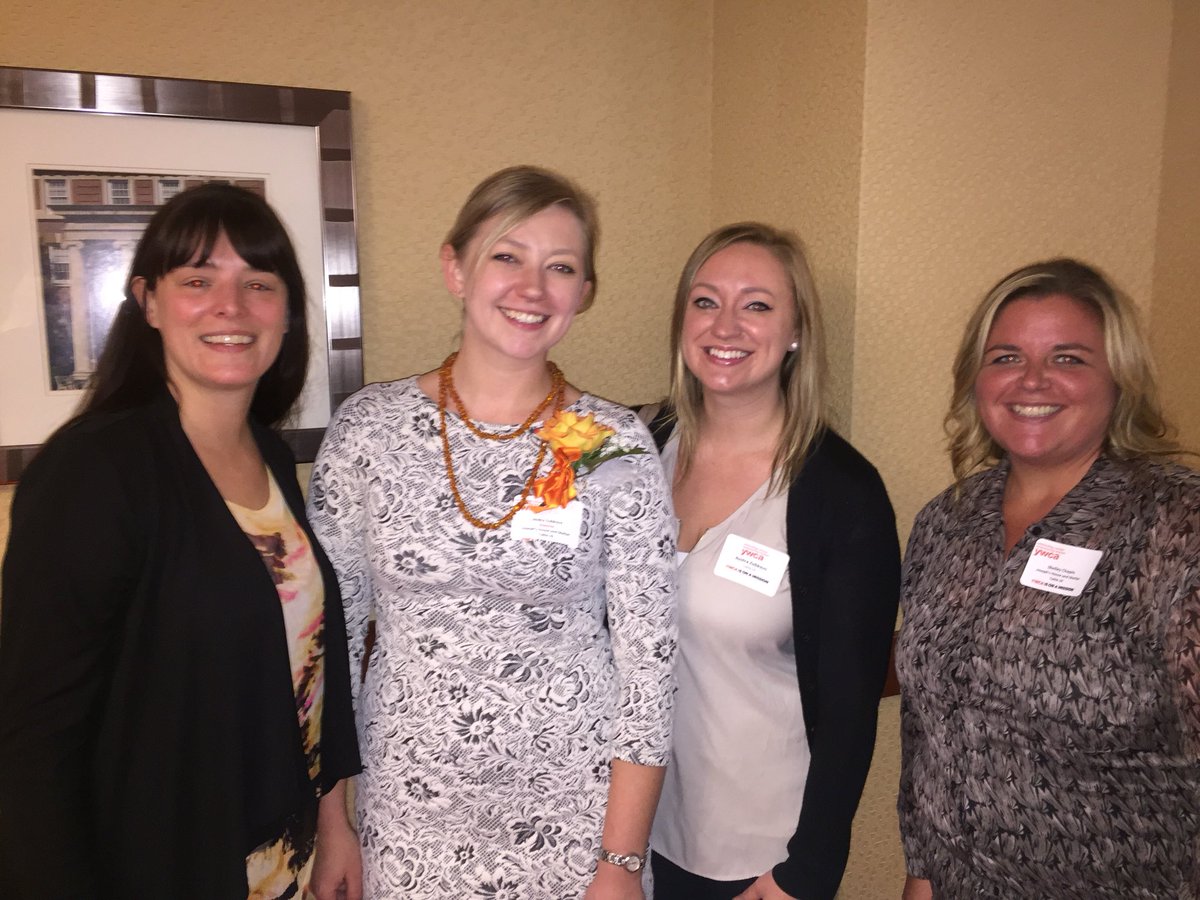 JosephsHouseNY's tweet photo. Celebrating with JH&S Resourceful Woman award winner, Andra Zubkovs & JH&S staff, Amy and Shelley! #rwal2017 https://t.co/JIobZuGwcv