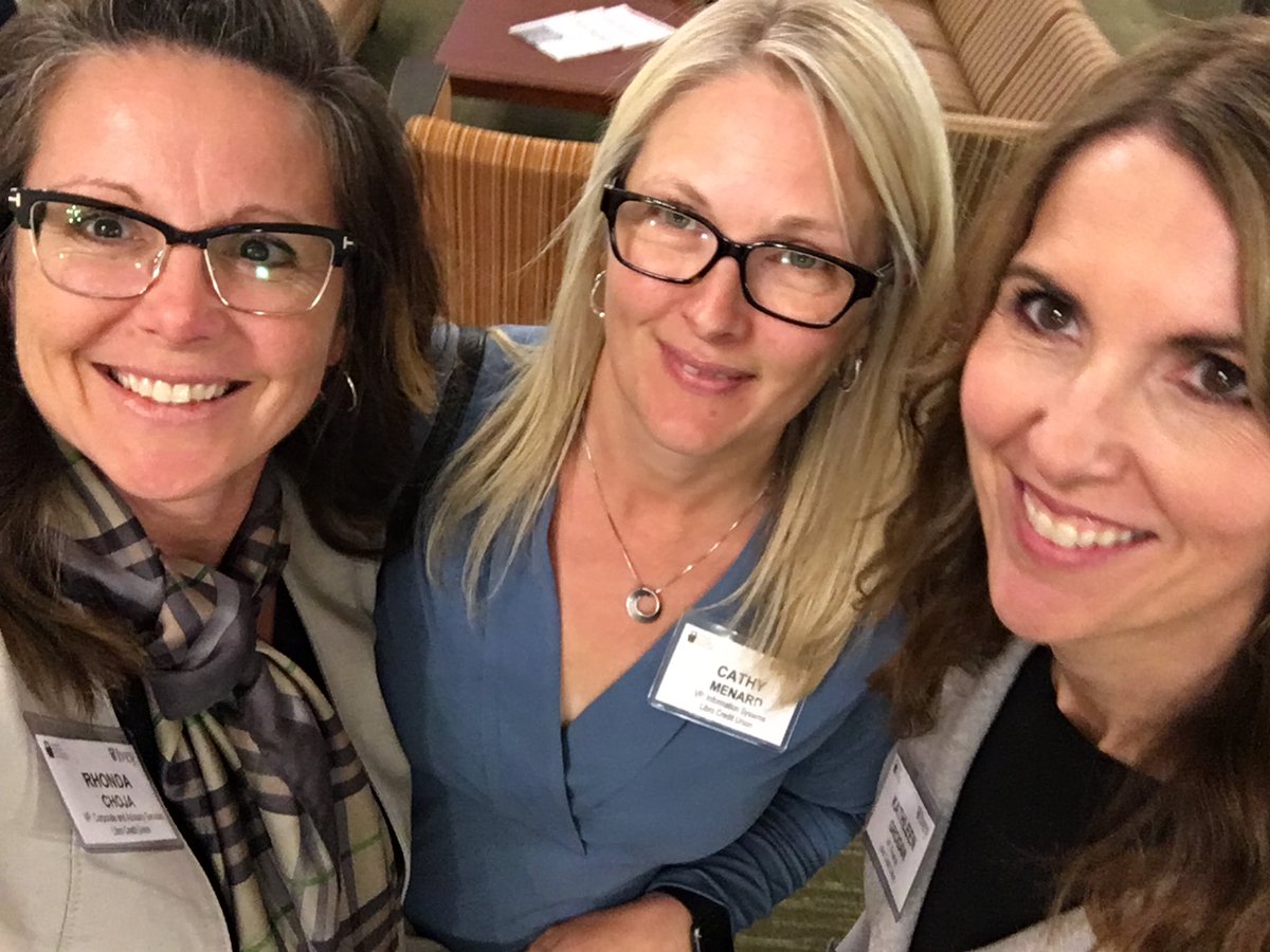RhondaChoja's tweet photo. Learning about #disruption at @IveyExecutive with these fantastic @LibroCU leaders #boldexplorers https://t.co/XVx8GHlgnj