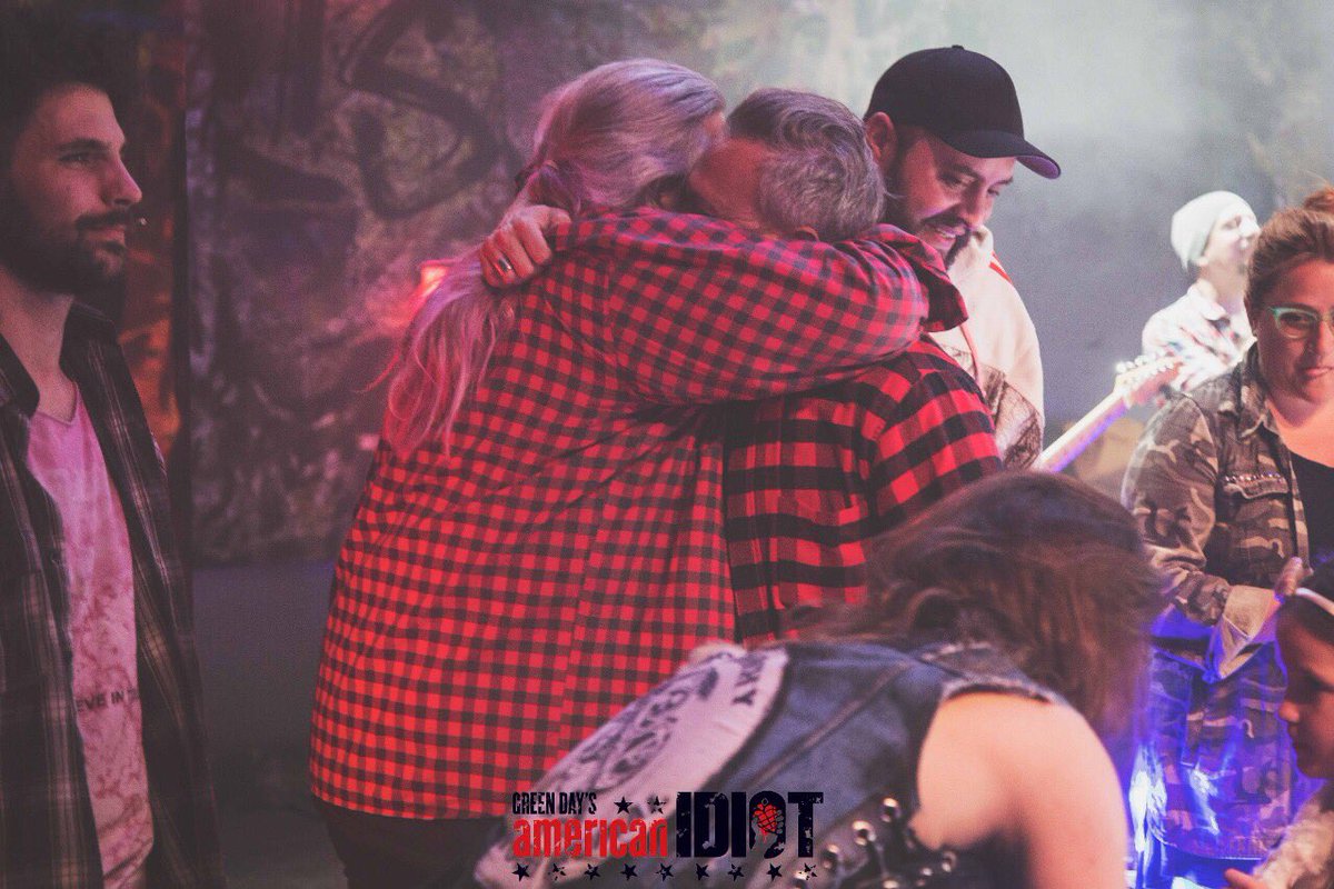 Ayer terminó una etapa única e inolvidable ¡La última función fue una FIESTA 🎸 Gracias por rockear con nosotros hasta el final 🤘🏼